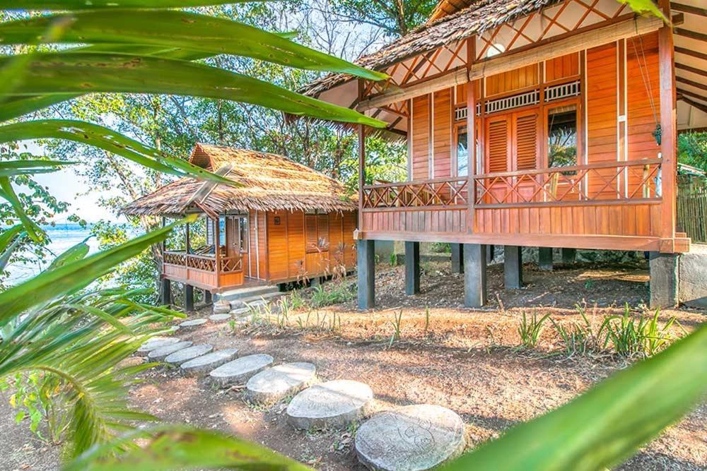 Raja Laut Dive Resort Bunaken Kültér fotó