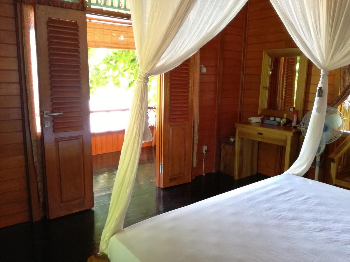 Raja Laut Dive Resort Bunaken Szoba fotó