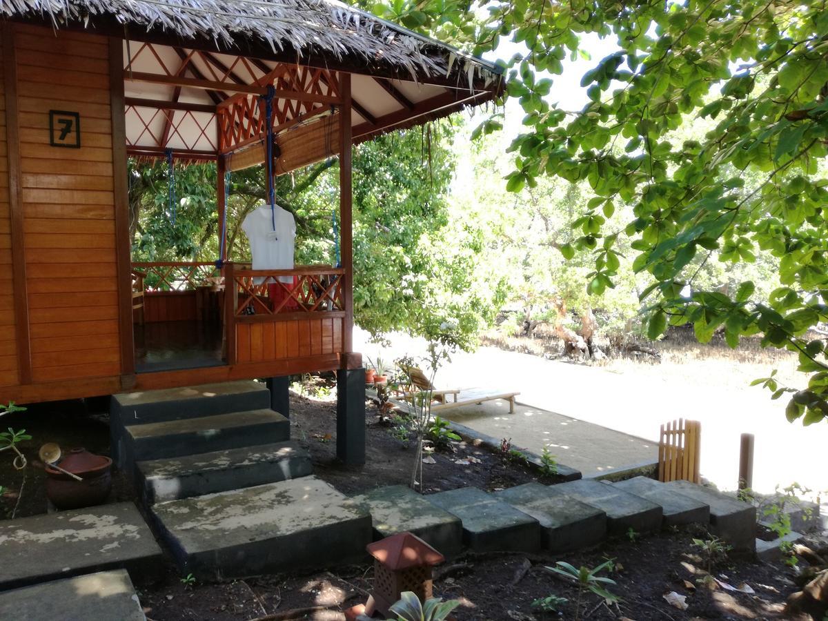 Raja Laut Dive Resort Bunaken Szoba fotó